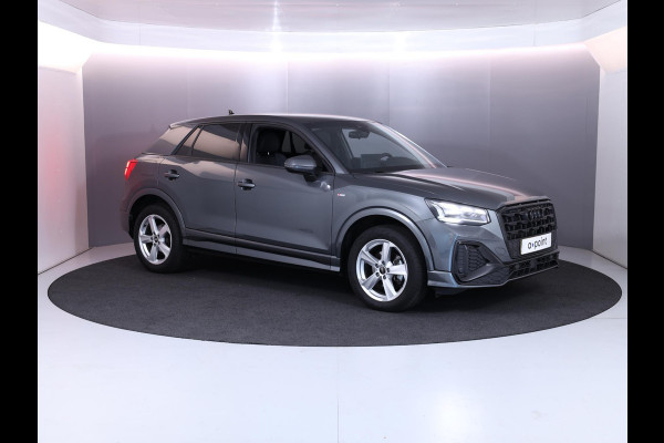 Audi Q2 35 TFSI S Edition 150 pk S-tronic | Verlengde garantie | Navigatie | Parkeersensoren achter | Adaptieve cruise control | Matrix LED koplampen | S-line |