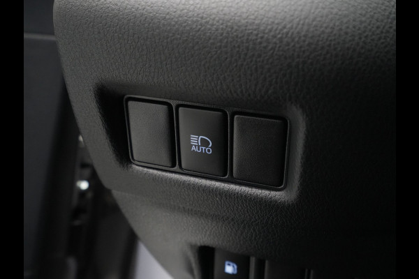 Toyota C-HR 2.0 Hybrid 184pk Style Navigatie Camera Side Assist JBL 221
