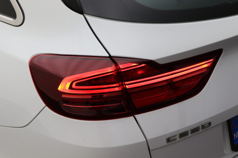 Kia Ceed Sportswagon 1.0 T-GDi DynamicLine Climate, Cruise, Camera, Apple Carplay, PDC, Elektrisch Pakket, DAB, 16''