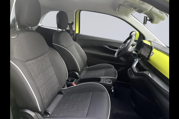 Fiat 500 Electric, 3700 km, climaat control, navigatie, Apple carplay, digitaal cocpit