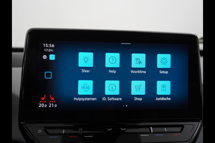 Volkswagen ID.3 58kWh 204PK First Plus Navi-Pro 19" Camera Apple Carplay Android Auto Matrix-LED Stoel-Stuurverwarming Adapt.Cruise Control Pdc  Lmv Bluetooth Draadloze telefoonlader Regensensor Rijstrooksensor Verkeersbord detectie €44.000,- Nieuw! Grootste accu (garantie t/m 30-12-2028)