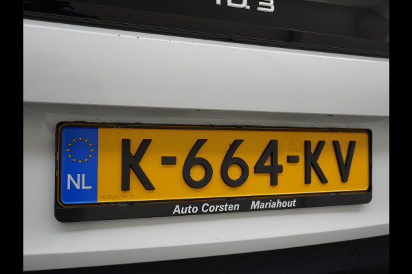 Volkswagen ID.3 58kWh 204PK First Plus Navi-Pro 19" Camera Apple Carplay Android Auto Matrix-LED Stoel-Stuurverwarming Adapt.Cruise Control Pdc  Lmv Bluetooth Draadloze telefoonlader Regensensor Rijstrooksensor Verkeersbord detectie €44.000,- Nieuw! Grootste accu (garantie t/m 30-12-2028)