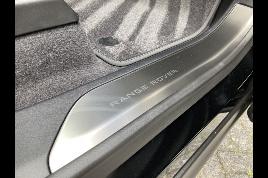 Land Rover Range Rover Sport P460e Dynamic SE PHEV | Direct leverbaar! NL auto | 23” ‘Style 1075’ | Pano schuif-/kanteldak [041CZ] | Meridian™ 3D Surround [025MN] | Walnut houtfineer [088UM] | Elek. trekhaak [028LD] | Cold Climate Pack [072BI
