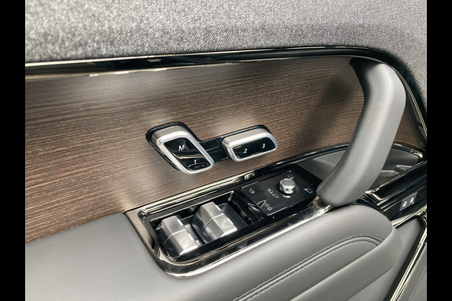 Land Rover Range Rover Sport P460e Dynamic SE PHEV | Direct leverbaar! NL auto | 23” ‘Style 1075’ | Pano schuif-/kanteldak [041CZ] | Meridian™ 3D Surround [025MN] | Walnut houtfineer [088UM] | Elek. trekhaak [028LD] | Cold Climate Pack [072BI