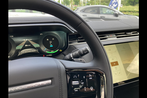 Land Rover Range Rover Sport P460e Dynamic SE PHEV | Direct leverbaar! NL auto | 23” ‘Style 1075’ | Pano schuif-/kanteldak [041CZ] | Meridian™ 3D Surround [025MN] | Walnut houtfineer [088UM] | Elek. trekhaak [028LD] | Cold Climate Pack [072BI