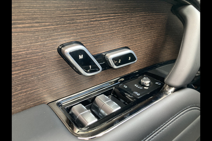 Land Rover Range Rover Sport P460e Dynamic SE PHEV | Direct leverbaar! NL auto | 23” ‘Style 1075’ | Pano schuif-/kanteldak [041CZ] | Meridian™ 3D Surround [025MN] | Walnut houtfineer [088UM] | Elek. trekhaak [028LD] | Cold Climate Pack [072BI
