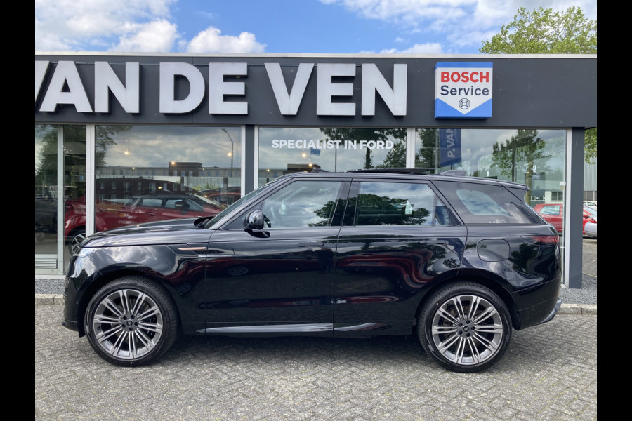 Land Rover Range Rover Sport P460e Dynamic SE PHEV | Direct leverbaar! NL auto | 23” ‘Style 1075’ | Pano schuif-/kanteldak [041CZ] | Meridian™ 3D Surround [025MN] | Walnut houtfineer [088UM] | Elek. trekhaak [028LD] | Cold Climate Pack [072BI