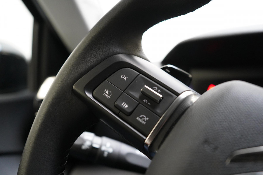 Citroën C4 1.2 Puretech 130pk Feel Pack Automaat | Head up | Navigatie | Achteruitrijcamera | Climate control | Cruise control
