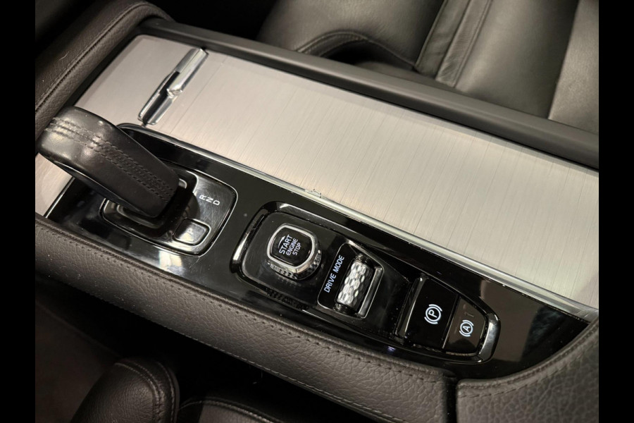 Volvo XC90 2.0 T8 Recharge AWD R-Design 7P PANO/LUCHTVERING/LEDER/DAB/NAVI////