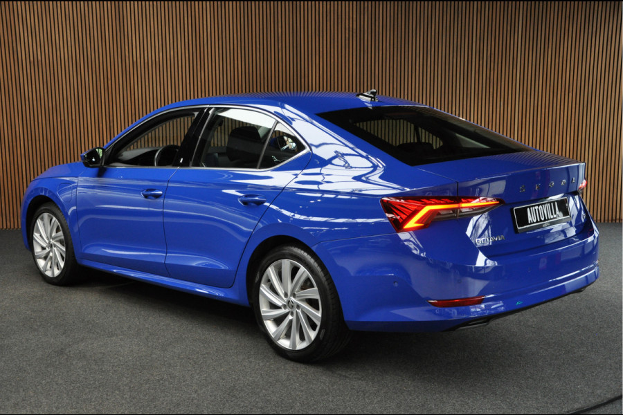 Škoda Octavia 1.4 TSI iV PHEV Head-Up Camera ACC Ambient PDC Keyless Memory