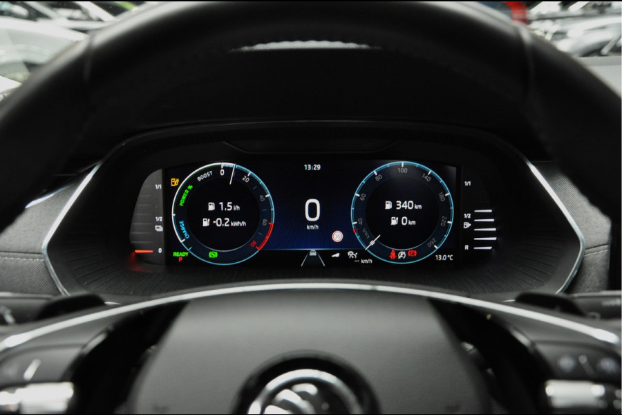 Škoda Octavia 1.4 TSI iV PHEV Head-Up Camera ACC Ambient PDC Keyless Memory