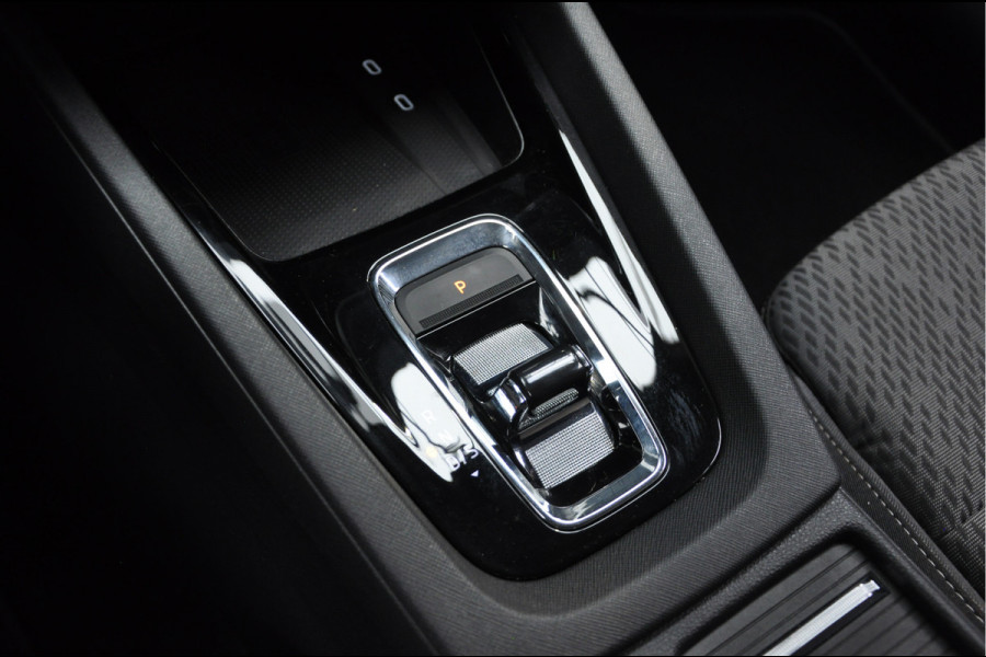 Škoda Octavia 1.4 TSI iV PHEV Head-Up Camera ACC Ambient PDC Keyless Memory