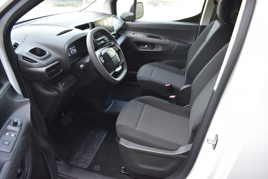 Opel Combo 1.5 BlueHDi 130 S&S L1 Euro 6 Automaat diesel Navigatie applecarplay