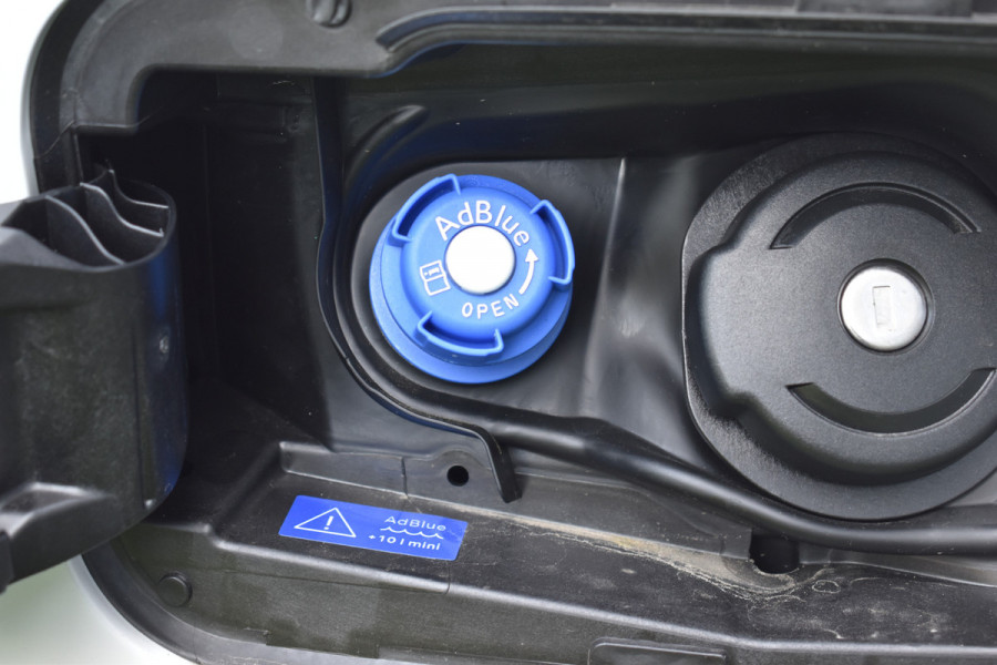 Opel Combo 1.5 BlueHDi 130 S&S L1 Euro 6 Automaat diesel Navigatie applecarplay