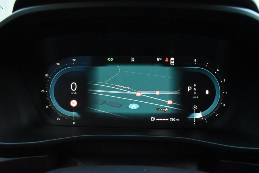Volvo XC40 B4 211PK Automaat Plus Dark / Lighting Pack / Pixel led / 20'' Velgen / Donker getint glas
