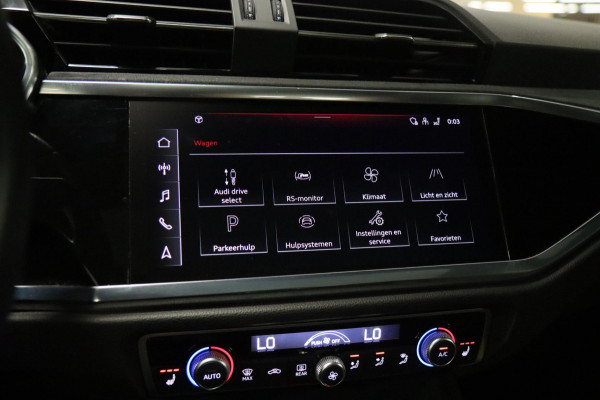 Audi RSQ3 Sportback TFSI RS Pano/Sonos/Camera/Carplay/RSStoelen/BOMVOL