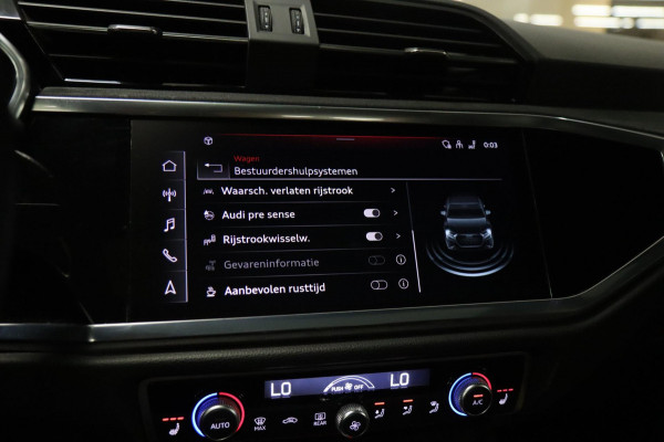 Audi RSQ3 Sportback TFSI RS Pano/Sonos/Camera/Carplay/RSStoelen/BOMVOL