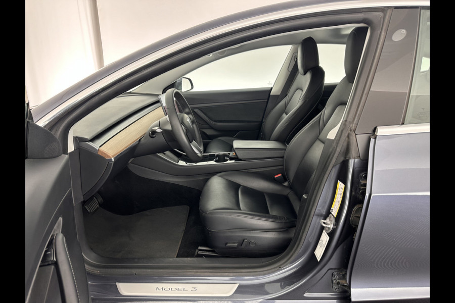 Tesla Model 3 Standard RWD Plus 60 kWh [ 3-Fase ] (INCL-BTW) Aut. *PANO | AUTO-PILOT | NAPPA-LEATHER | KEYLESS | FULL-LED | MEMORY-PACK | SURROUND-VIEW | DAB | CARPLAY | DIGI-COCKPIT | LANE-ASSIST | HEATED-COMFORT-SEATS | 19"ALU*