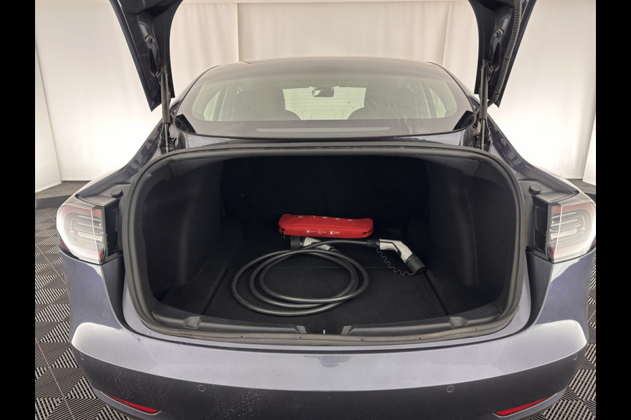 Tesla Model 3 Standard RWD Plus 60 kWh [ 3-Fase ] (INCL-BTW) Aut. *PANO | AUTO-PILOT | NAPPA-LEATHER | KEYLESS | FULL-LED | MEMORY-PACK | SURROUND-VIEW | DAB | CARPLAY | DIGI-COCKPIT | LANE-ASSIST | HEATED-COMFORT-SEATS | 19"ALU*