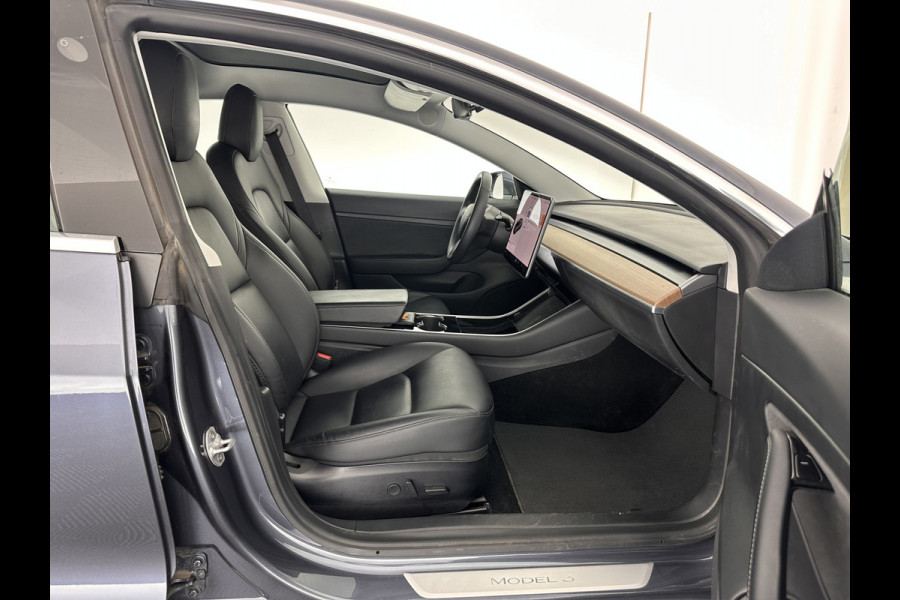 Tesla Model 3 Standard RWD Plus 60 kWh [ 3-Fase ] (INCL-BTW) Aut. *PANO | AUTO-PILOT | NAPPA-LEATHER | KEYLESS | FULL-LED | MEMORY-PACK | SURROUND-VIEW | DAB | CARPLAY | DIGI-COCKPIT | LANE-ASSIST | HEATED-COMFORT-SEATS | 19"ALU*
