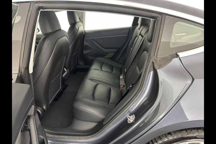 Tesla Model 3 Standard RWD Plus 60 kWh [ 3-Fase ] (INCL-BTW) Aut. *PANO | AUTO-PILOT | NAPPA-LEATHER | KEYLESS | FULL-LED | MEMORY-PACK | SURROUND-VIEW | DAB | CARPLAY | DIGI-COCKPIT | LANE-ASSIST | HEATED-COMFORT-SEATS | 19"ALU*