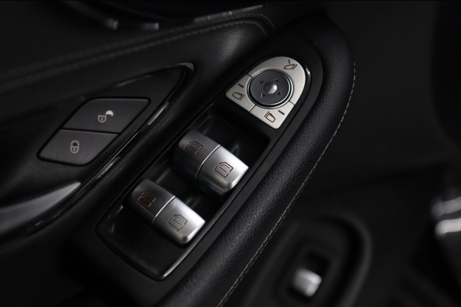 Mercedes-Benz C-Klasse Cabrio 180 STOELV/NAV/CAMERA/LEER/VOL