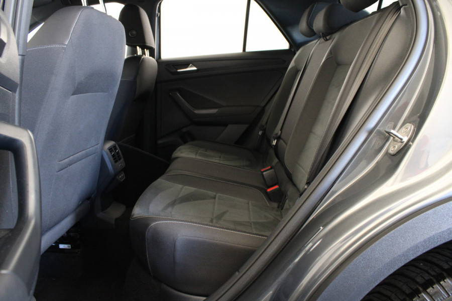Volkswagen T-Roc 1.0 TSI R-Line Business+ |Massage|Stoelverwarming|