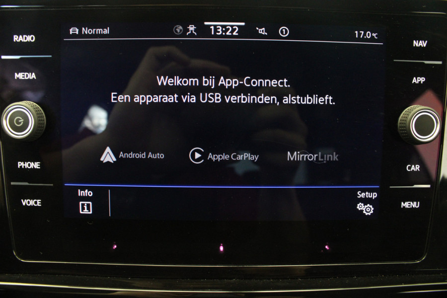 Volkswagen T-Roc 1.0 TSI R-Line Business+ |Massage|Stoelverwarming|