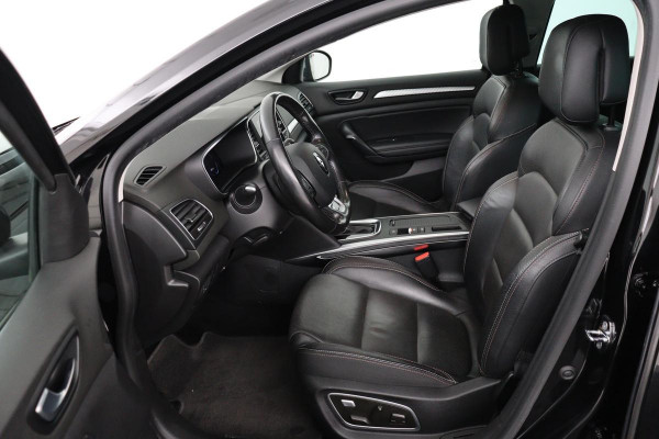 Renault Mégane 1.6 E-Tech Plug-In Hybrid Business Edition One | Head-Up | Leder | Stoel & stuurverwarming | Camera | BOSE Sound | Keyless | Navigatie | Full LED