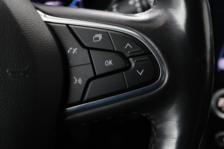 Renault Mégane 1.6 E-Tech Plug-In Hybrid Business Edition One | Head-Up | Leder | Stoel & stuurverwarming | Camera | BOSE Sound | Keyless | Navigatie | Full LED