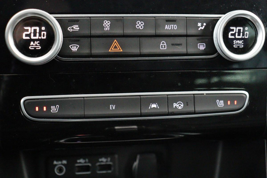 Renault Mégane 1.6 E-Tech Plug-In Hybrid Business Edition One | Head-Up | Leder | Stoel & stuurverwarming | Camera | BOSE Sound | Keyless | Navigatie | Full LED