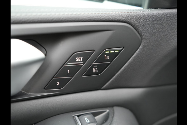 BMW X5 xDrive45e M Sport Plug In Hybrid 394pk Dealer O.H. PHEV | Panodak | Luchtvering | Lederen Sporstoelen Memory & Massage | Stoelventilatie | Harman Kardon | Head Up | Navigatie | Apple Carplay | Sfeerverlichting | Laser LED | DAB |