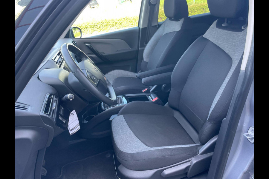 Citroën Grand C4 Spacetourer 1.2 PureTech Business / 7 persoons