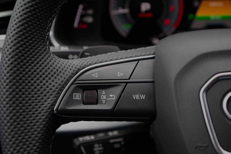 Audi Q7 60 TFSI e 490 PK quattro Pro Line S Competition, Panoramadak, RS-Sportstoelen, Head-Up, Trekhaak