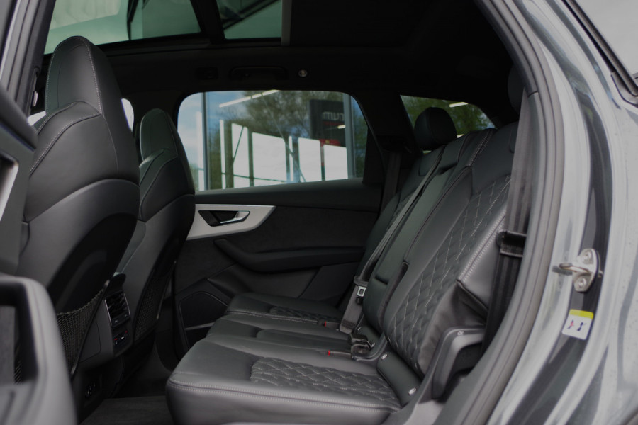 Audi Q7 60 TFSI e 490 PK quattro Pro Line S Competition, Panoramadak, RS-Sportstoelen, Head-Up, Trekhaak
