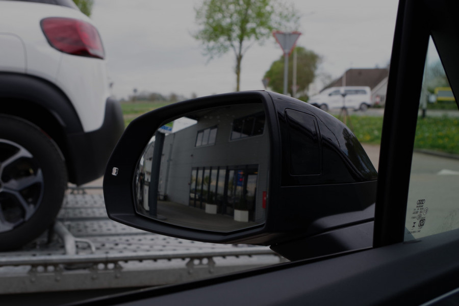 Audi Q7 60 TFSI e 490 PK quattro Pro Line S Competition, Panoramadak, RS-Sportstoelen, Head-Up, Trekhaak