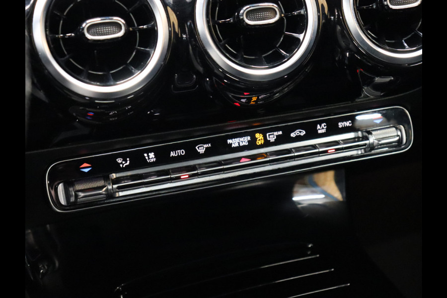 Mercedes-Benz CLA-Klasse 180 AMG Sport [APPLE CARPLAY, ANDROID, CAMERA, STOELVERWARMING, PDC V+A, HALF LEDER, CRUISE, NIEUWSTAAT]