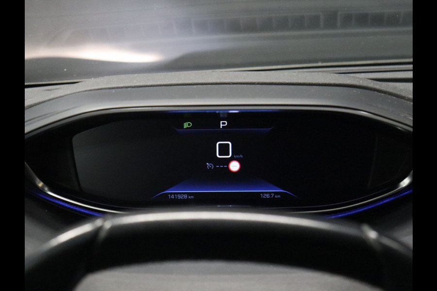 Peugeot 5008 1.2 PureTech Blue Lease Premium 7-Pers. [TREKHAAK, APPLE CARPLAY, ANDROID, CAMERA, CRUISE, NIEUWSTAAT]