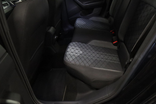 Volkswagen Polo 1.0 TSI 3X R-Line PANO/IQLIGHT/LANEASSIST/VOL