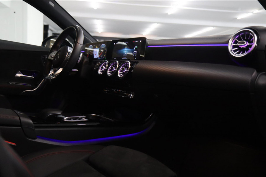 Mercedes-Benz A-Klasse 200 AMG /PANODAK/SFEERV/CAM/MEOMORY/LANE/VOL