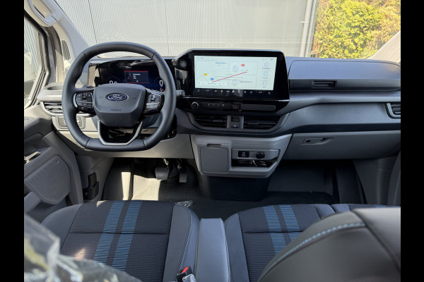 Ford Transit Custom 2.0 TDCI 170 PK AUTOMAAT / L2H1 / Limited Sport / 6 PERS DUBBEL CABINE / 2x SCHUIFDEUR / CAMERA / 6 PERSOONS