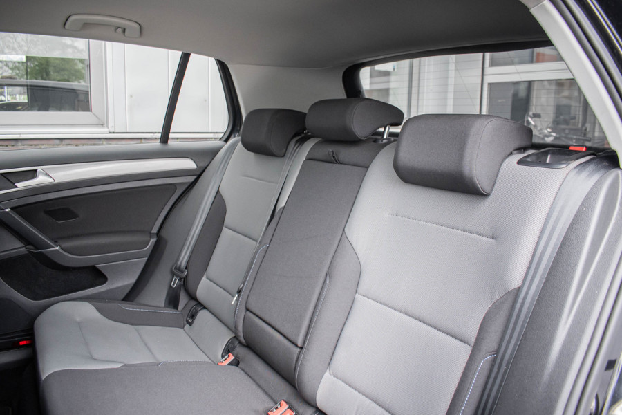 Volkswagen e-Golf | Cruise Control