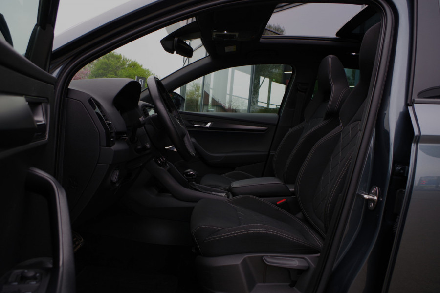 Škoda Karoq 1.5 TSI ACT 150 PK Automaat Sportline BNS, Trekhaak, Panoramadak, Camera, Adap. Cruise Control