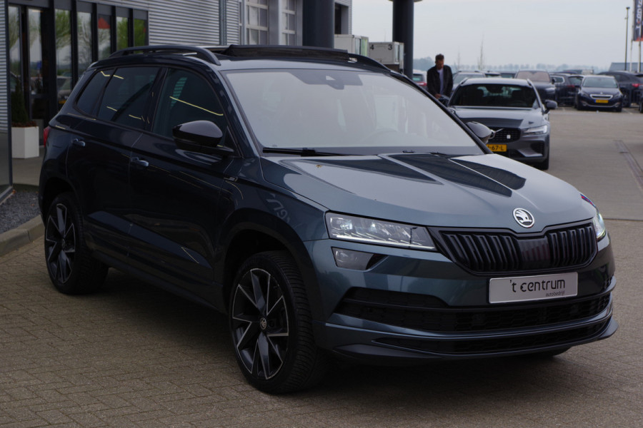 Škoda Karoq 1.5 TSI ACT 150 PK Automaat Sportline BNS, Trekhaak, Panoramadak, Camera, Adap. Cruise Control