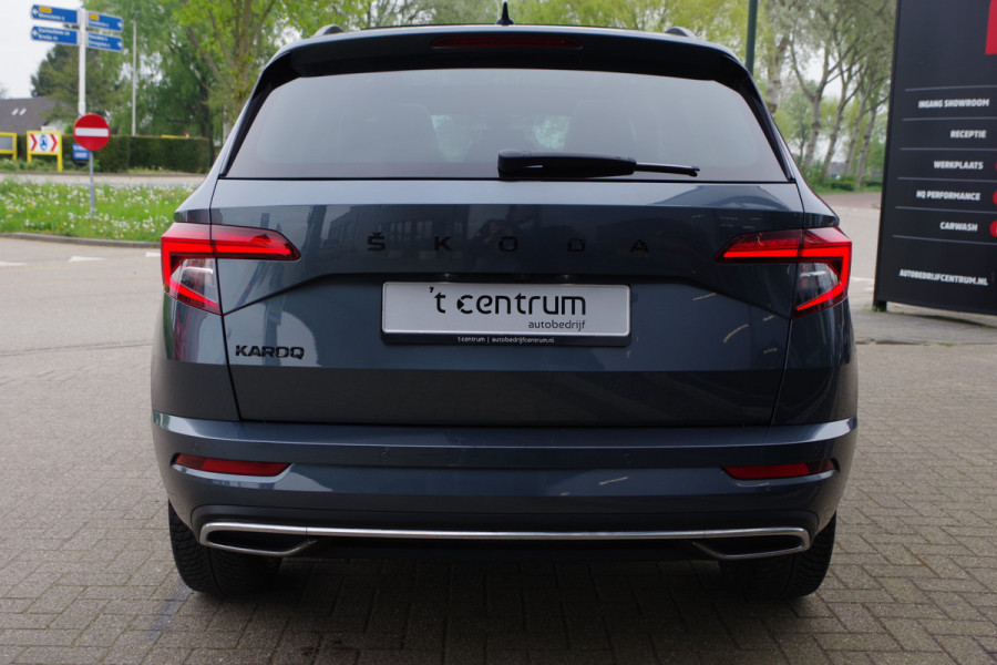 Škoda Karoq 1.5 TSI ACT 150 PK Automaat Sportline BNS, Trekhaak, Panoramadak, Camera, Adap. Cruise Control