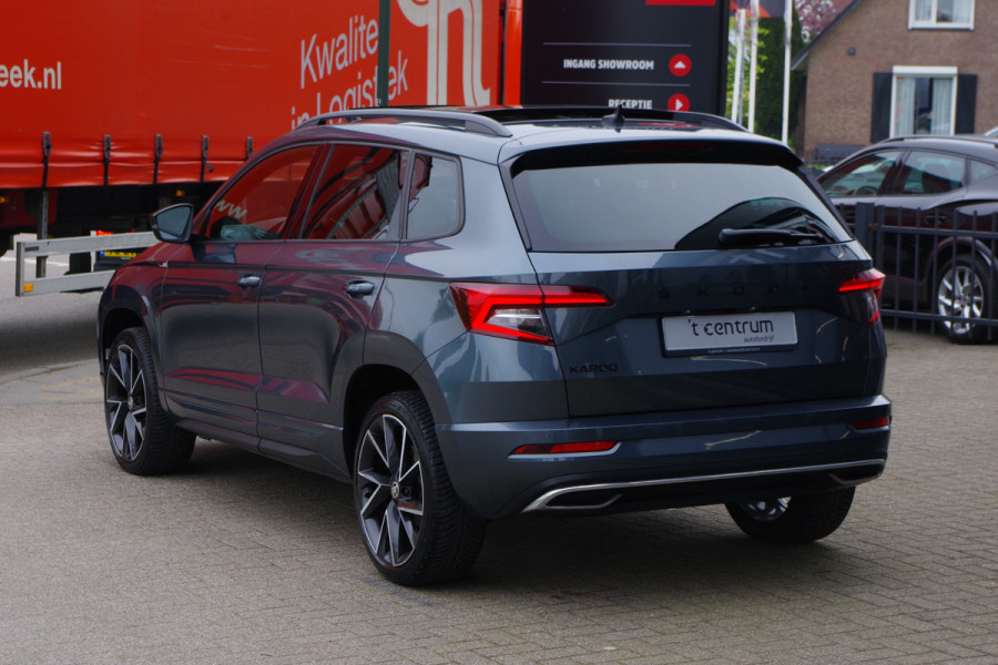 Škoda Karoq 1.5 TSI ACT 150 PK Automaat Sportline BNS, Trekhaak, Panoramadak, Camera, Adap. Cruise Control