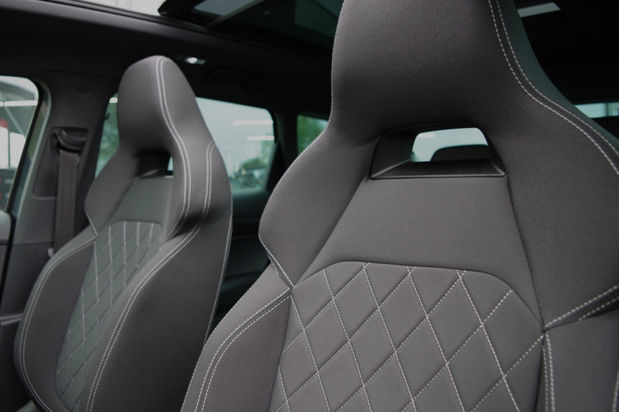 Škoda Karoq 1.5 TSI ACT 150 PK Automaat Sportline BNS, Trekhaak, Panoramadak, Camera, Adap. Cruise Control
