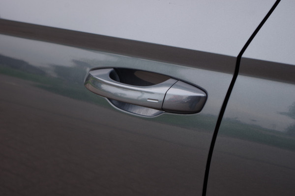 Škoda Karoq 1.5 TSI ACT 150 PK Automaat Sportline BNS, Trekhaak, Panoramadak, Camera, Adap. Cruise Control