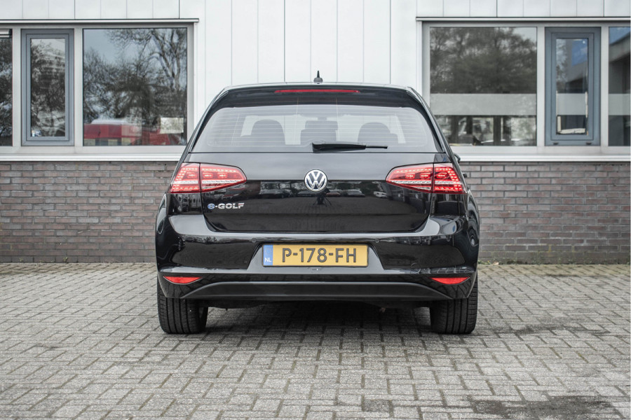 Volkswagen e-Golf | Cruise Control