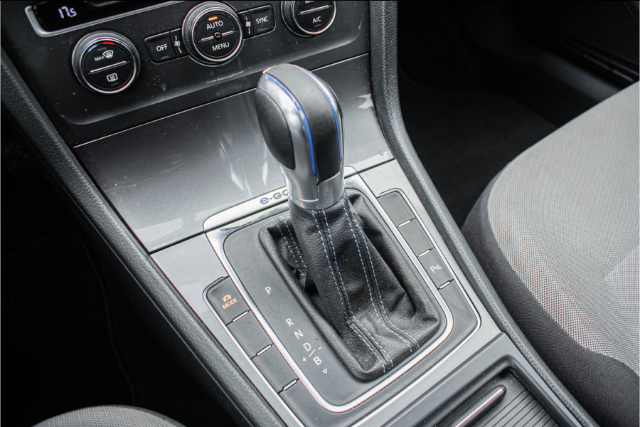 Volkswagen e-Golf | Cruise Control